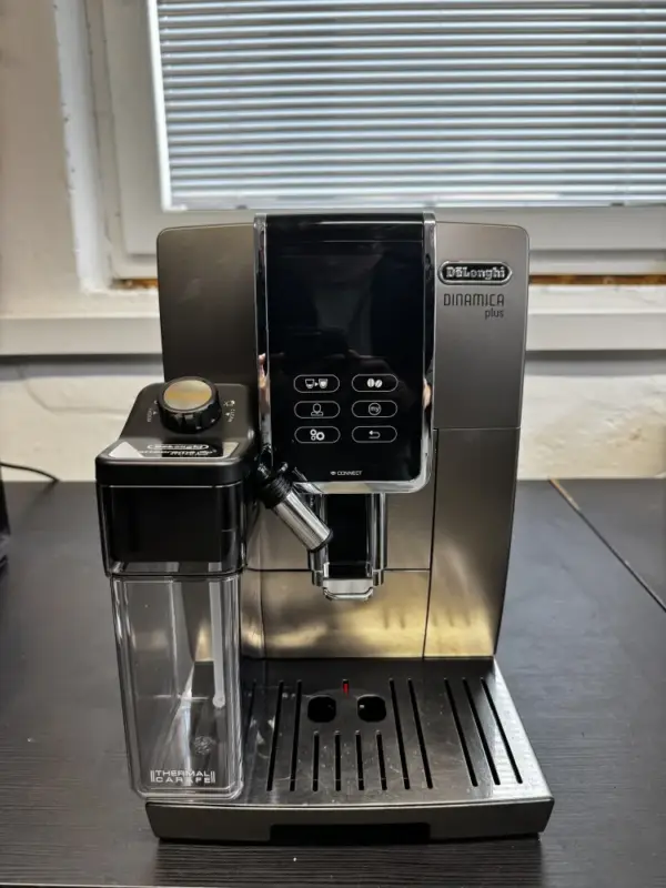 Doprava Zdarma Repasované DeLonghi ECAM 370.95.S Dinamica Plus